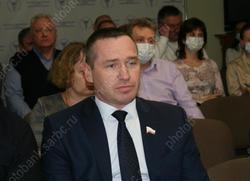 Ханбекова исключили из думской фракции КПРФ за вред