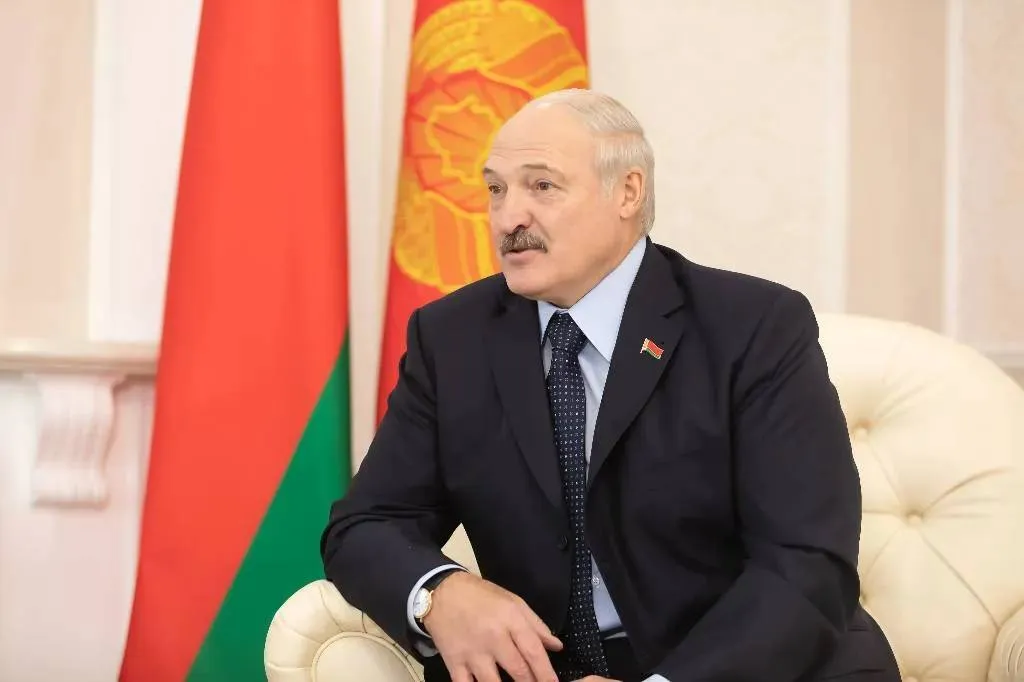 Лукашенко заявил, что применение ядерного оружия  это его с Путиным дело